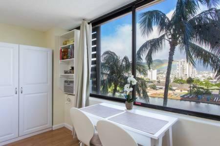 Hawaiian Monarch Upgraded Modern Studio Χονολουλού Εξωτερικό φωτογραφία